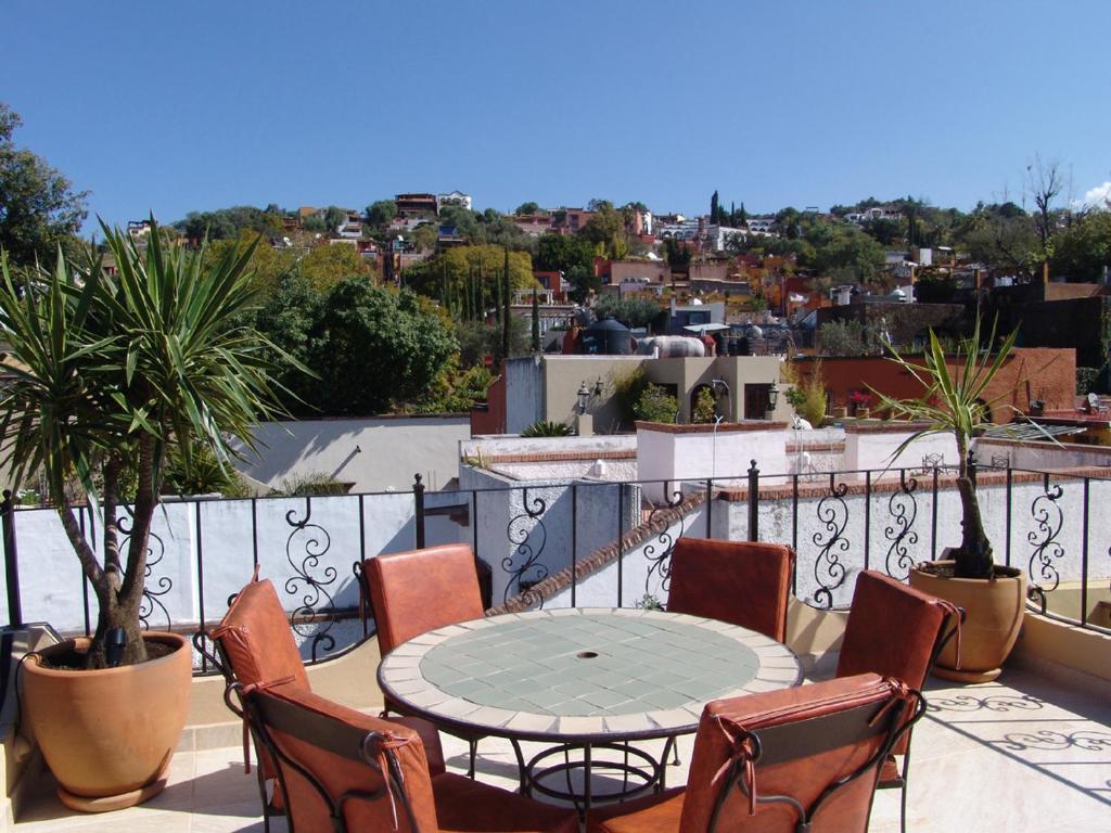 Casa Del Tio Hotel Boutique San Miguel de Allende Kültér fotó Rooftop in Santa Fe